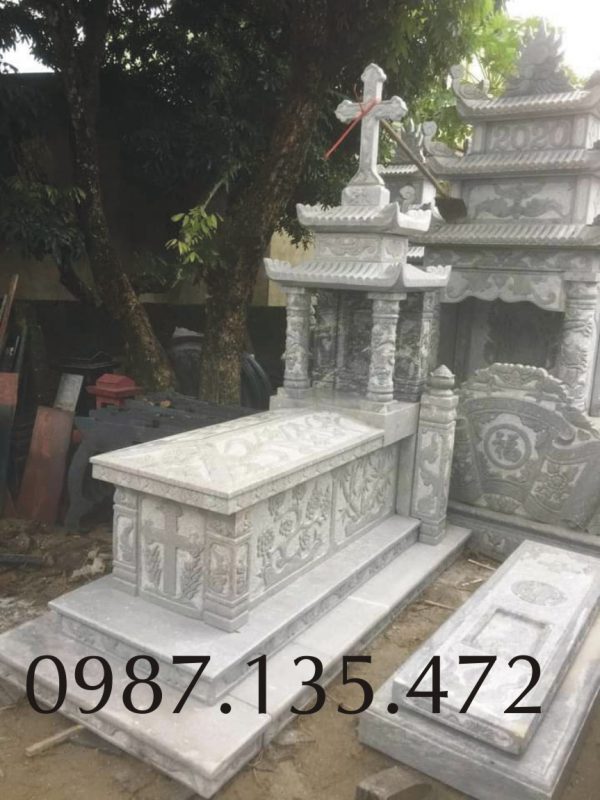 Mộ đá công giáo