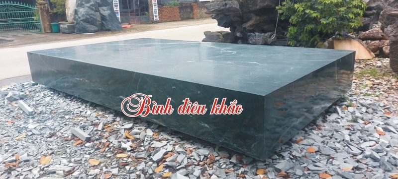 Khắc bia đá