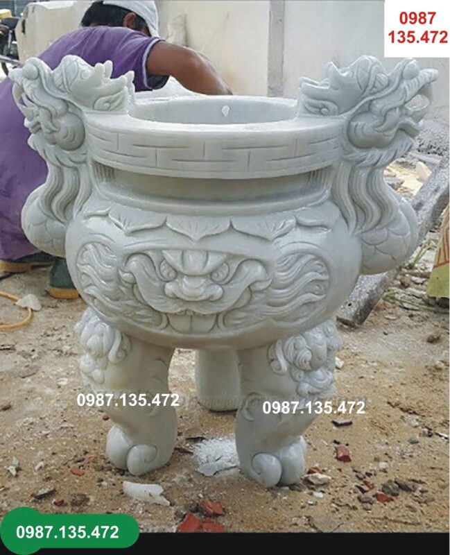 Bán lư hương đá tai rồng