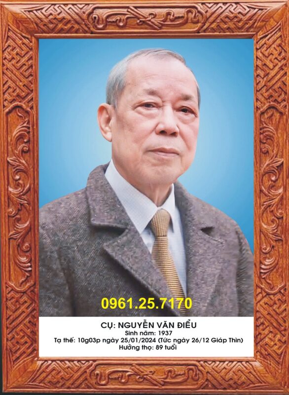Khung ảnh thờ gỗ hương treo tường nền gấm
