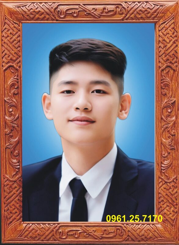 Khung ảnh thờ gỗ hương treo tường nền gấm