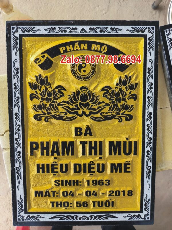 Bia mộ đá