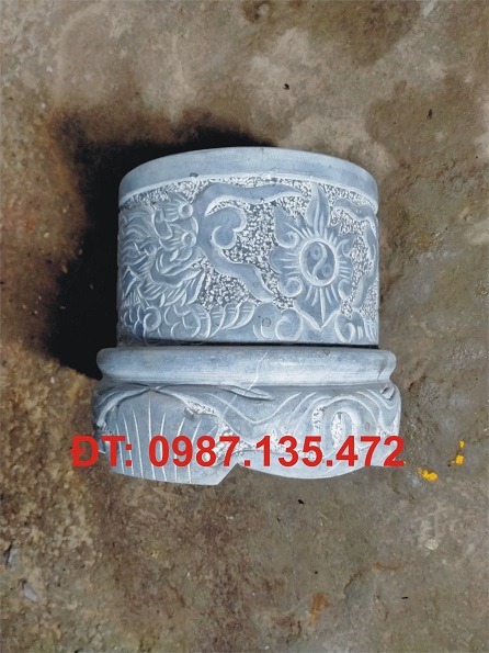Bát hương đá tự nhiên đục nổi