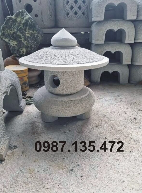 Đèn đá sân vườn