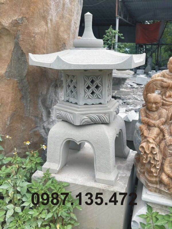 Đèn đá sân vườn